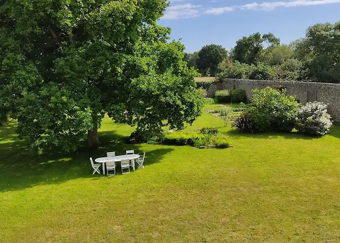 Maison De Caractere A 1 Km De La *